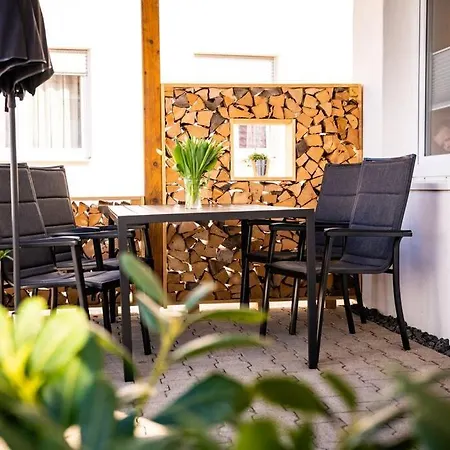 Neu Renoviertes Ferienhaus/wohnunng Kleine Auszeit Apartment *